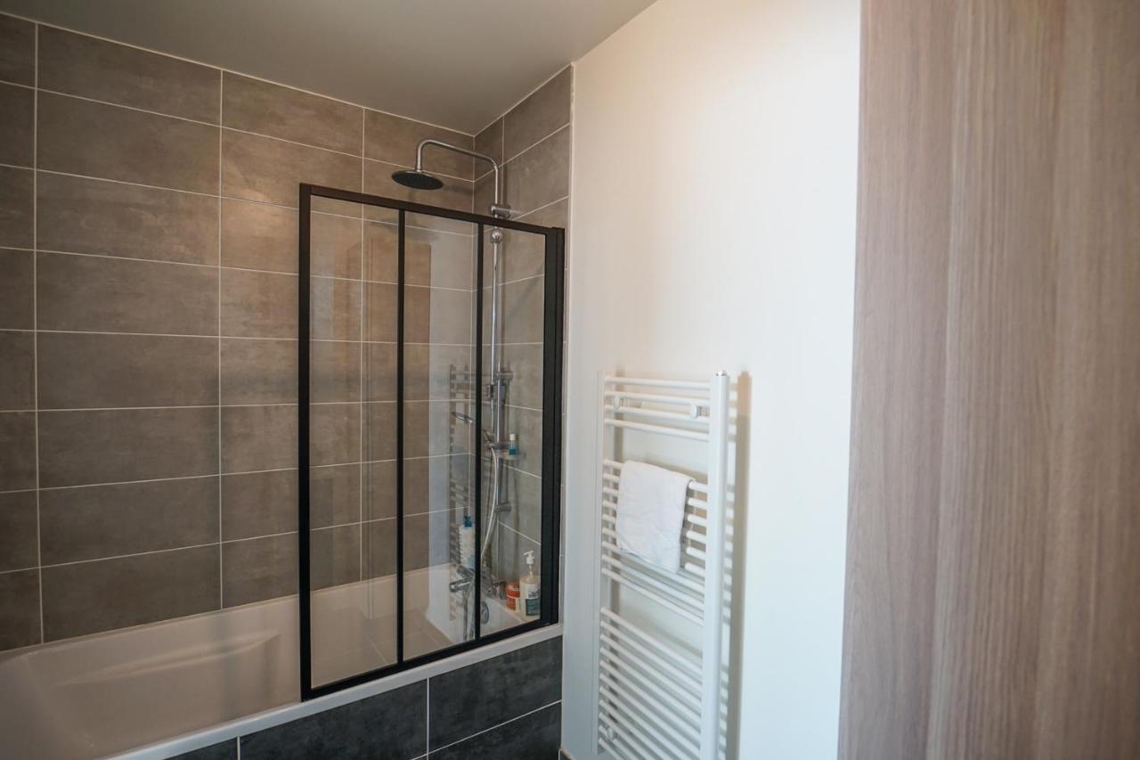 The Azalea Beautiful Quiet Apartment For 4 People! Doussard Bagian luar foto