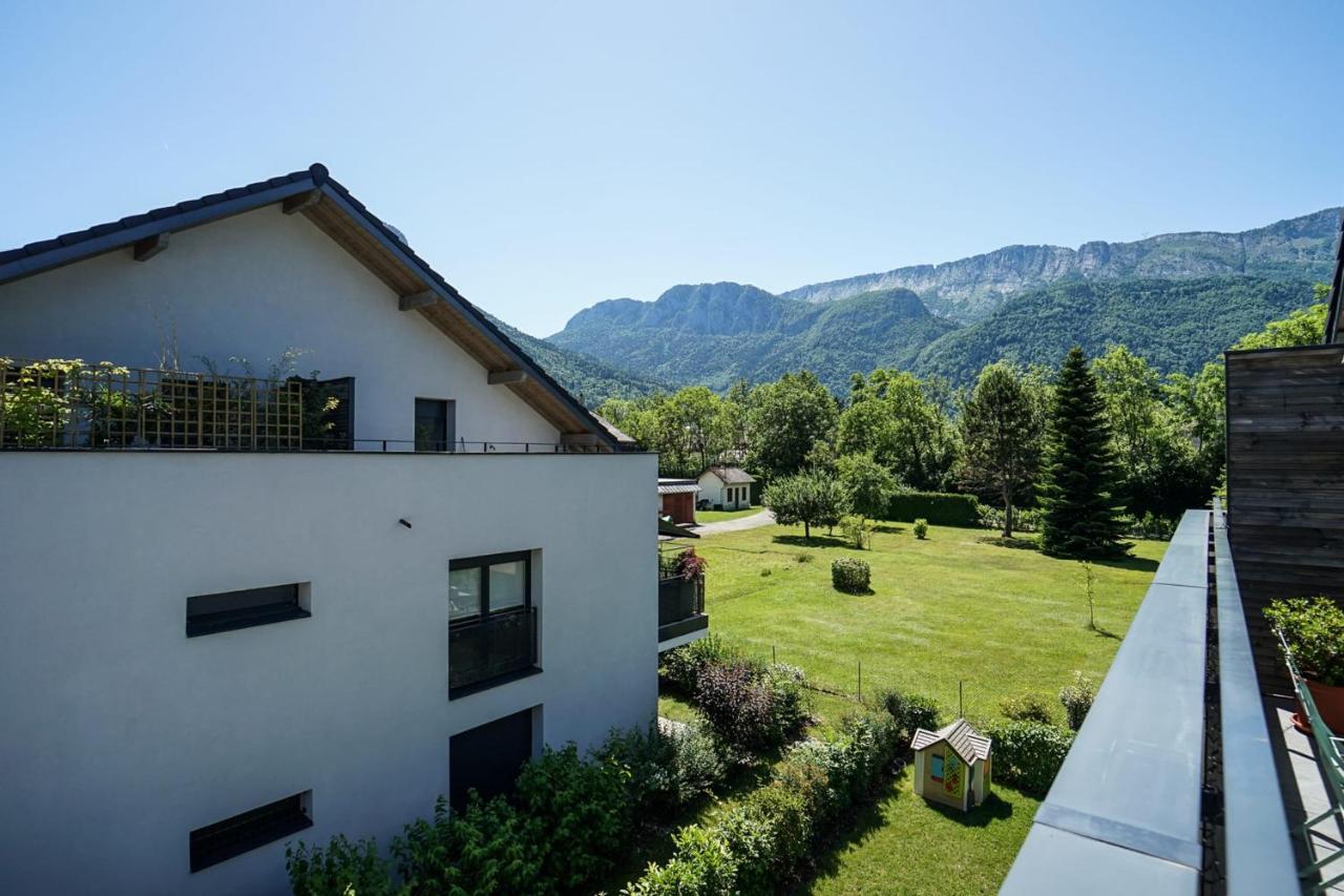 The Azalea Beautiful Quiet Apartment For 4 People! Doussard Bagian luar foto